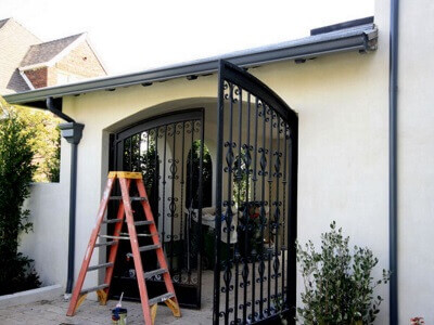 Gutters Sales and Service in Studio City, Gutters Installation and Replacement in Studio City, Aluminum, Copper and Seamless Gutters, Leaders, Rain Chains, Barrels, Headers, and Parts in Studio City