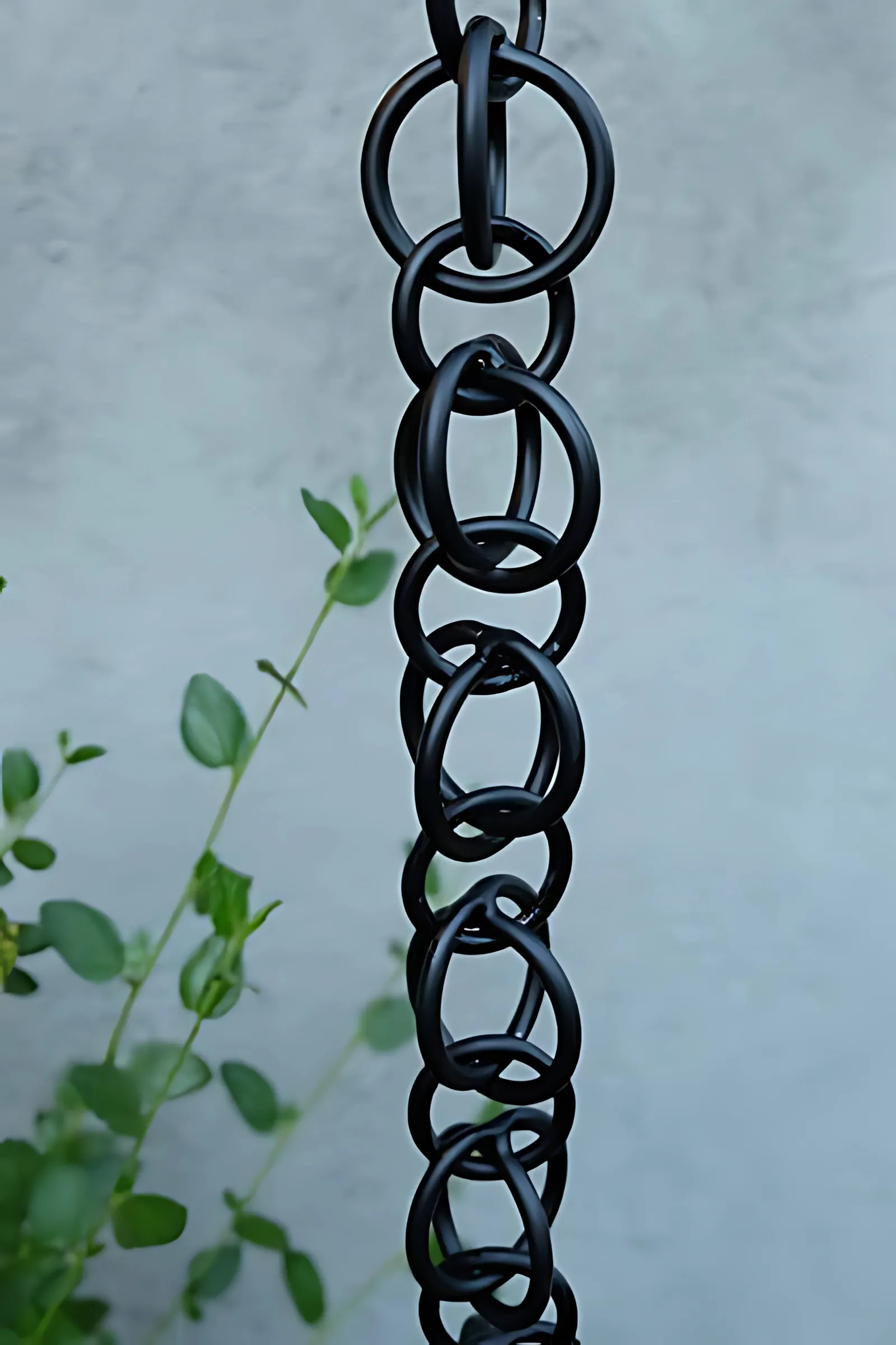 Double Loops™ aluminum link chain with black powder coating thumbnail 2